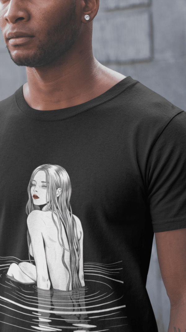 Monochrome Female Figure Half-Sleeve T-Shirt